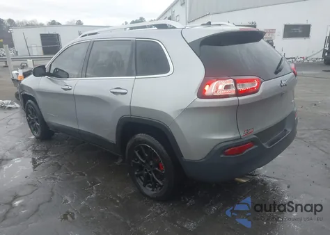 2015 Jeep Cherokee Latitude z USA, uszkodzony, nr VIN 1C4PJLCB7FW683637